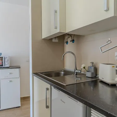 Malibu Park With Ocean Views & Heated Pool Appartamento *