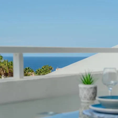 Malibu Park With Ocean Views & Heated Pool 아데제