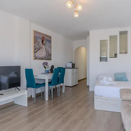아파트 Malibu Park With Ocean Views & Heated Pool *