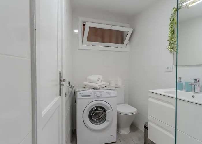 Апартаменти Malibu Park With Ocean Views & Heated Pool Адехе