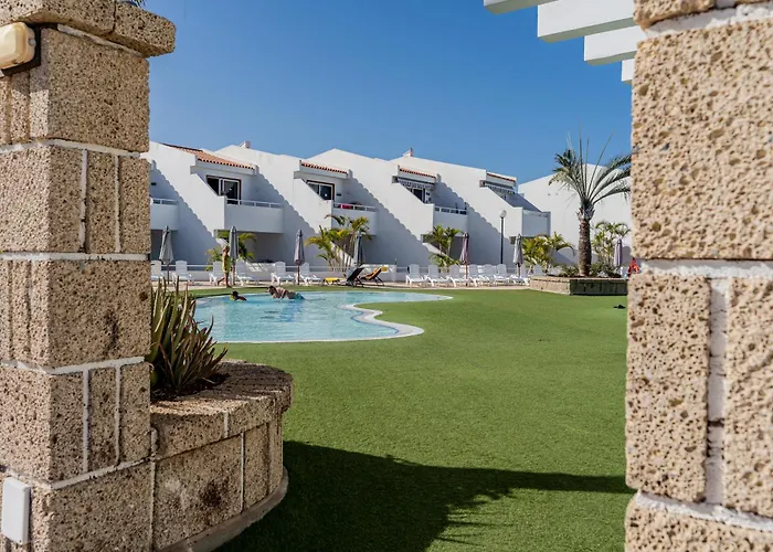 Апартаменти Malibu Park With Ocean Views & Heated Pool Адехе