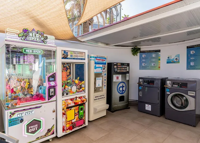 Malibu Park With Ocean Views & Heated Pool Адехе